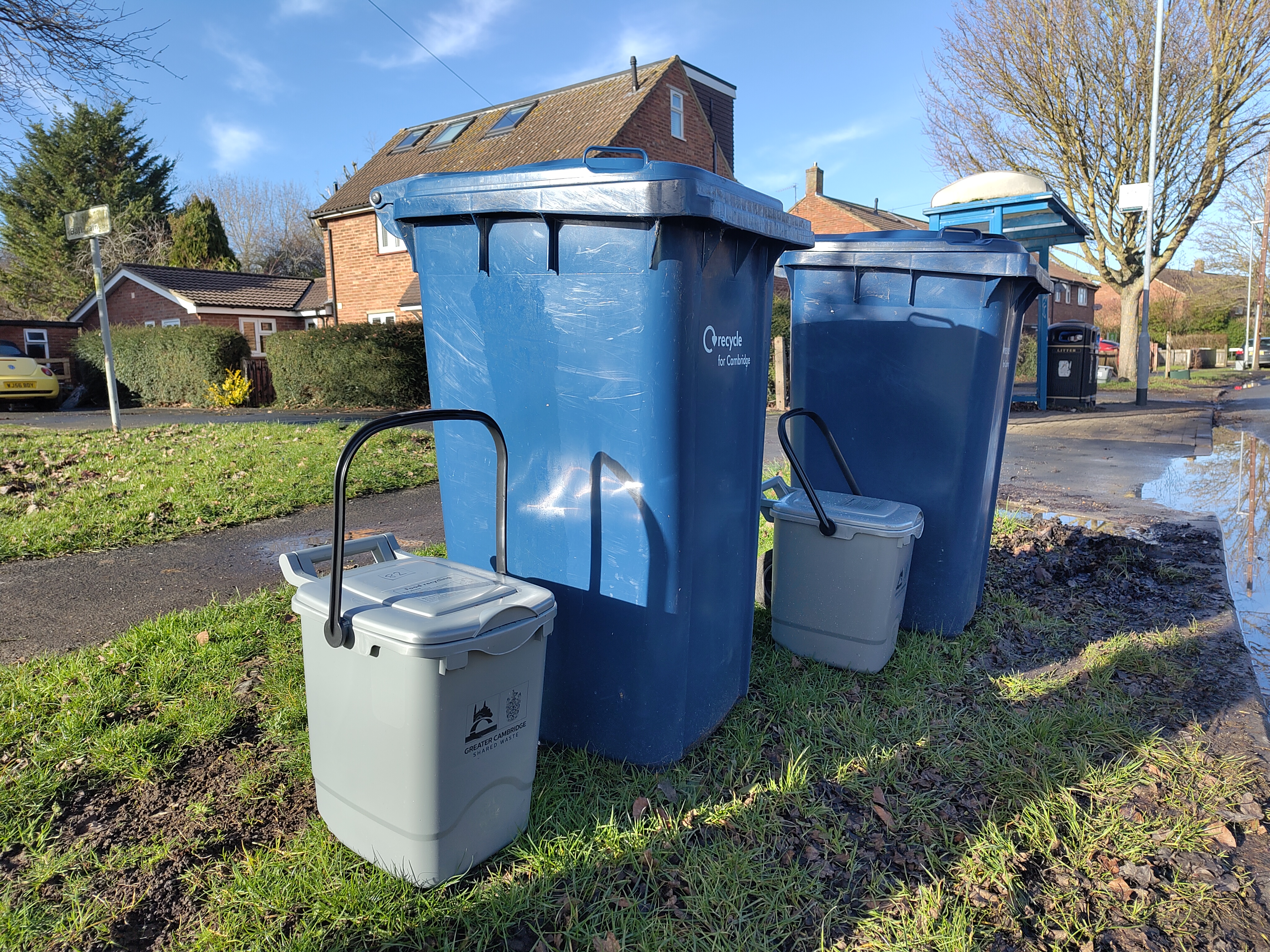 Food waste caddy collection 33.jpg